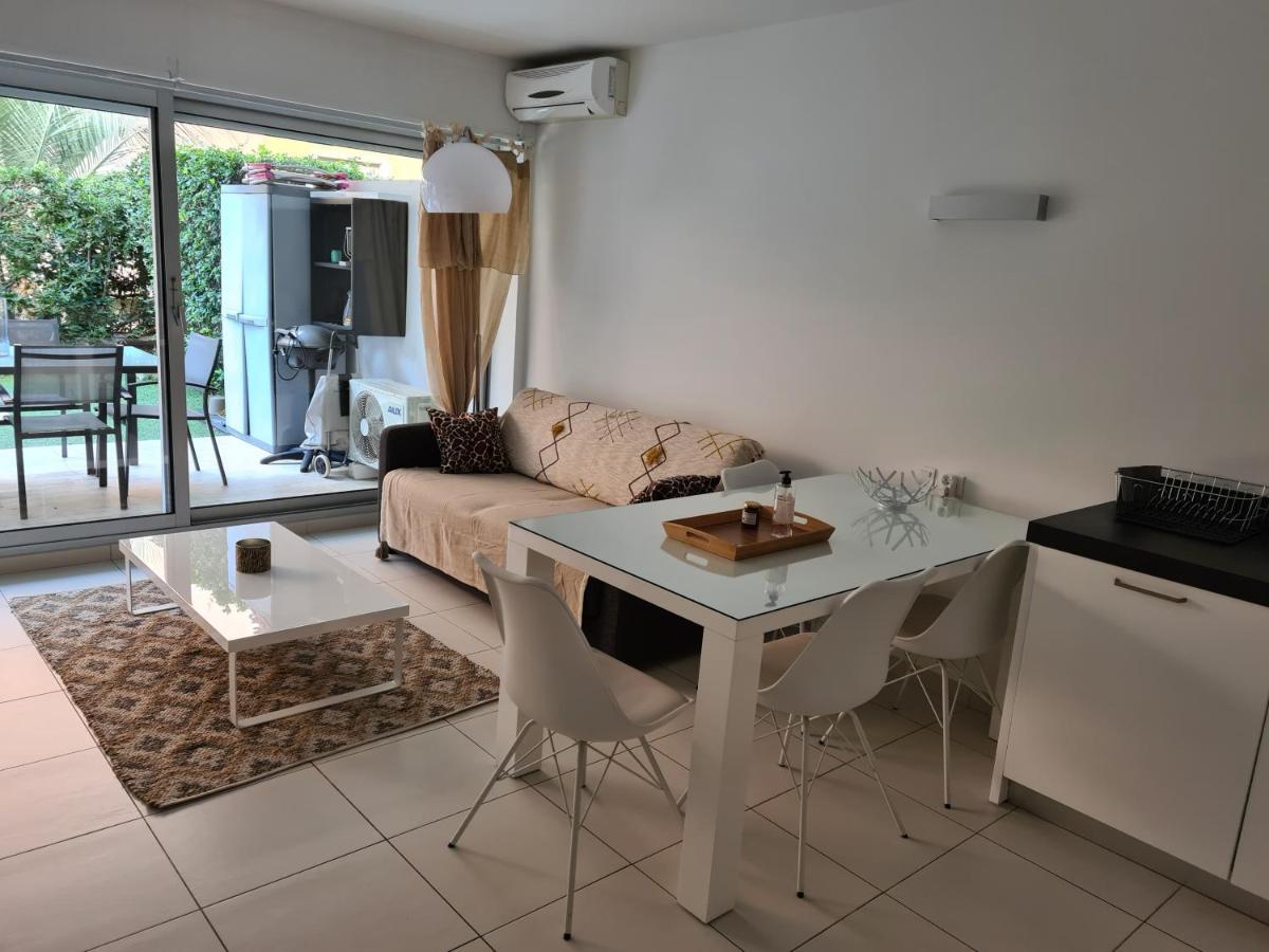 Le Lodge, T2 Classe 3 Etoiles Avec Jardin, Parking, Piscine & Mer A 2 Pas 멍똥 외부 사진