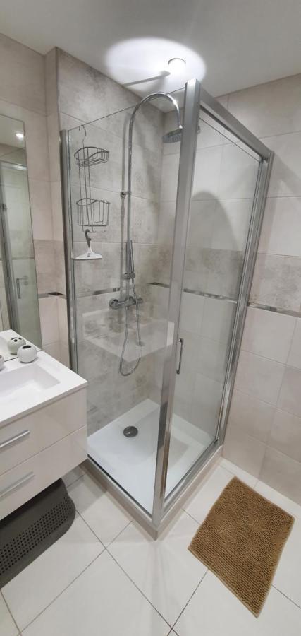 Le Lodge, T2 Classe 3 Etoiles Avec Jardin, Parking, Piscine & Mer A 2 Pas 멍똥 외부 사진