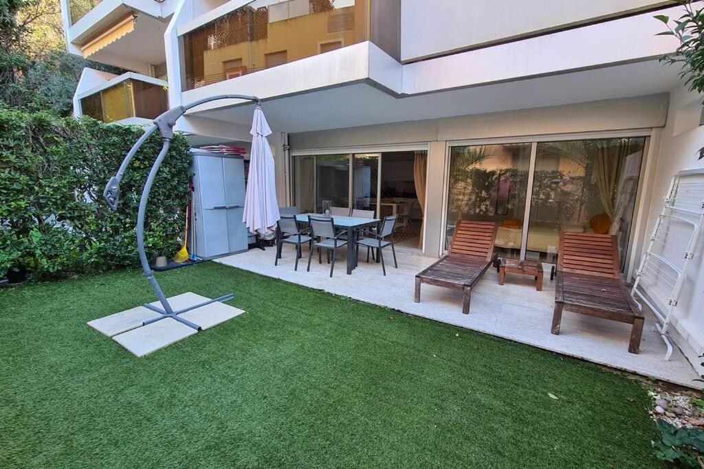 Le Lodge, T2 Classe 3 Etoiles Avec Jardin, Parking, Piscine & Mer A 2 Pas 멍똥 외부 사진
